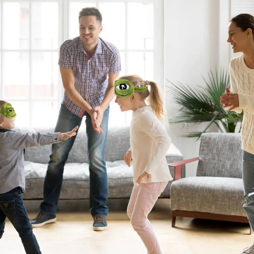 Vibe Geeks Cute Contoured Blackout Frog 3D Sleep Eye Mask